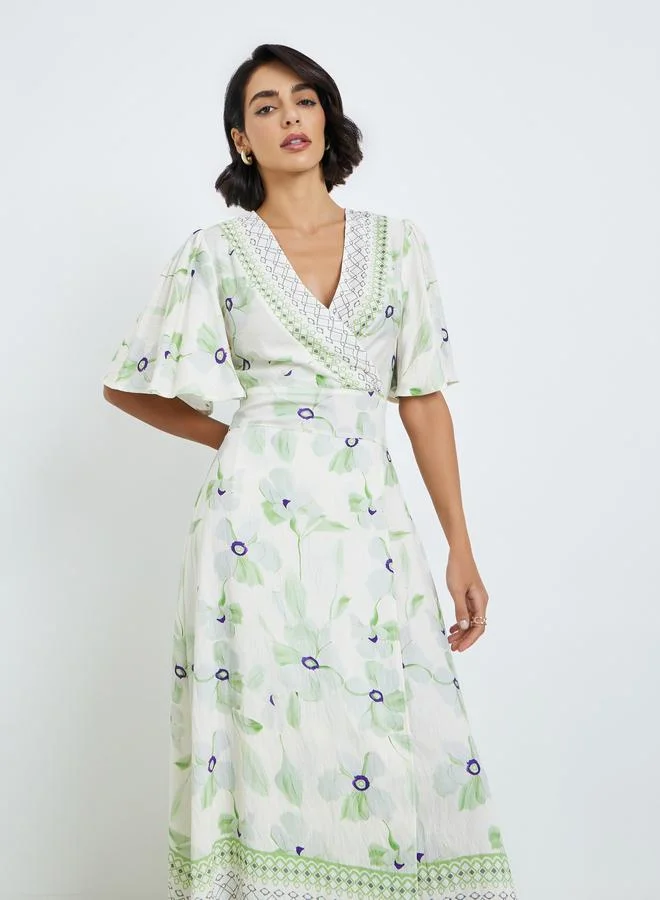 Styli Women Green Floral Print Puff Sleeves Maxi Dress